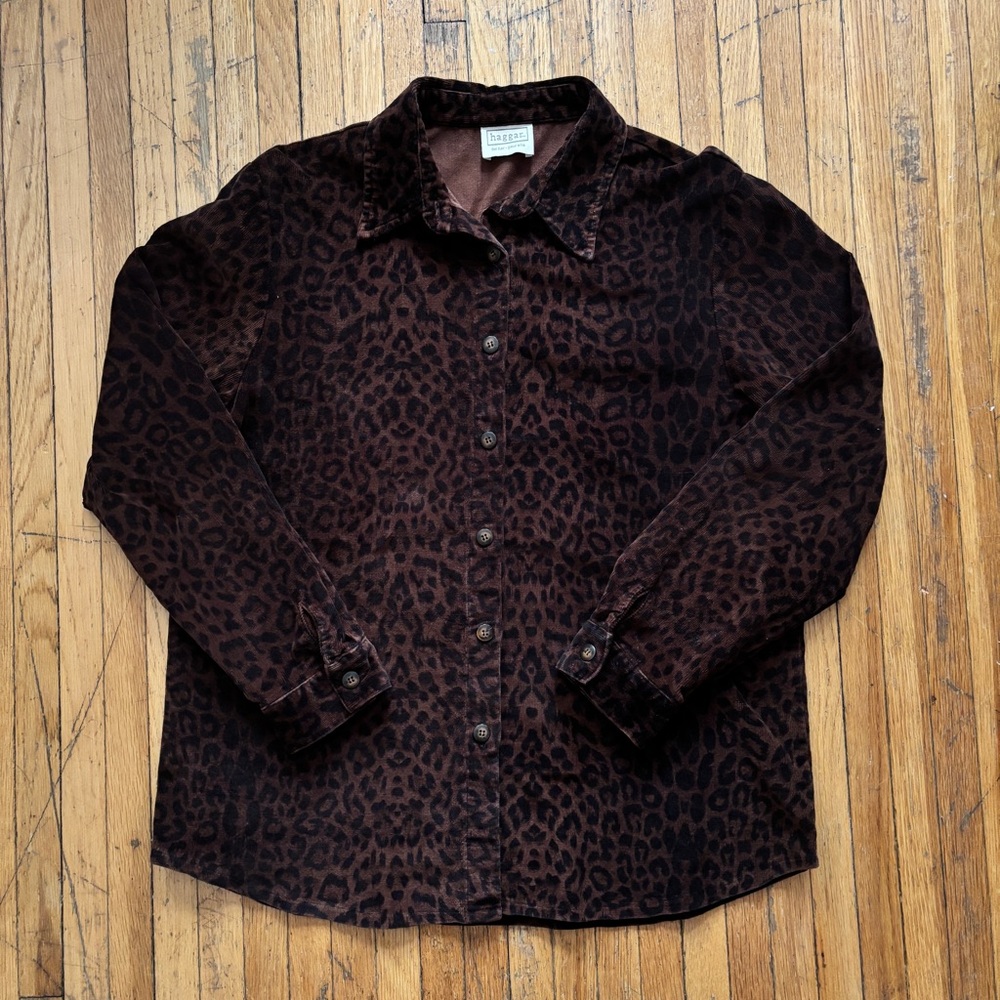 Vintage haggar brown leopard animal print corduroy button down shirt